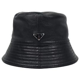 Prada Leder-Bucket-Hat Silber