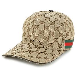 Gucci Boné de lona GG Marrom