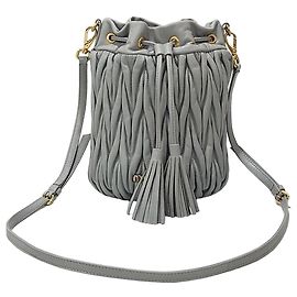 Miu Miu Sac seau en cuir Napa Materasse Marron