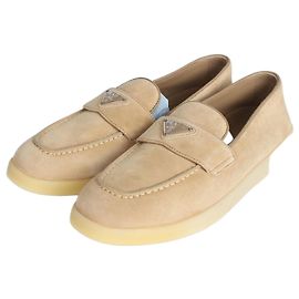 Prada Mocassim de camurça bege Marrom
