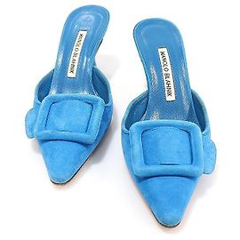 Manolo Blahnik Sandálias Mule MAYSALE em camurça azul com fivela para mulher Azul