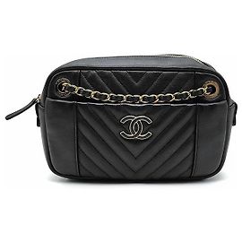 Chanel Bolsa de Câmera Chevron Chain Preto