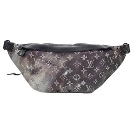 Louis Vuitton Galaxy Monogram Discovery Bum Bag Black