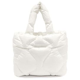 Miu Miu Sac cabas matelassé en nylon blanc Blanc