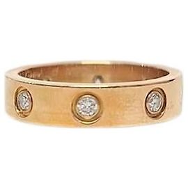 Cartier Anello Love in oro rosa e diamanti Rosa