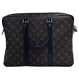 Louis Vuitton Portadocumentos de Viaje PM Negro