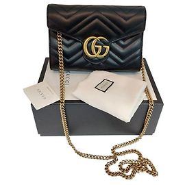 Gucci Mini borsa a tracolla con catena matelassé Black Marmont Nero