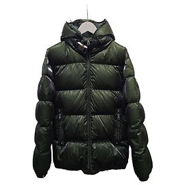 Moncler Alyx Almond Green Short Down Jacket Green