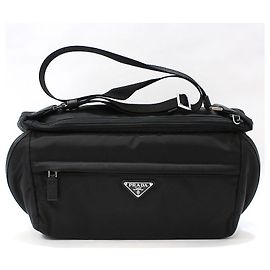 Prada Borsa a tracolla grande Re-Nylon Tessuto Pocono Biker, non utilizzata / Nero Nero