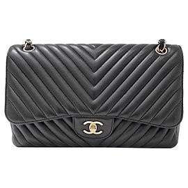 Chanel Lambskin Chevron Classic Jumbo Preto