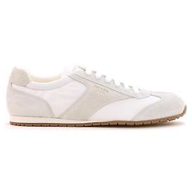 Prada Baskets en daim et nylon Blanc