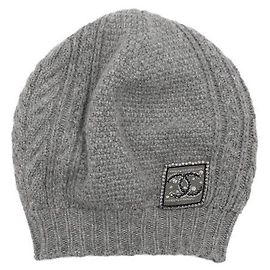 Chanel Gorro de cachemira gris CC Crystal para mujer Castaño
