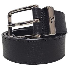 Louis Vuitton Cinto Pont Neuf em couro preto Trousseau Preto