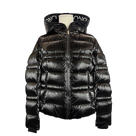 Moncler Taron Short Down Padding Jacket Black
