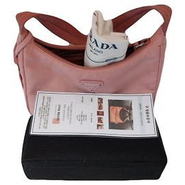 Prada Réédition Pocono Pink Nylon Hobo Bag Sac à l'épaule Rose