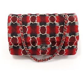 Chanel Bolsa de ombro Classic Medium Flap em tweed vermelho com corrente prateada Vermelho