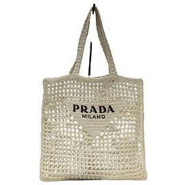 Prada Raffia-Schultertasche Weiß Weiß