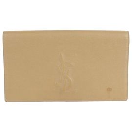 Saint Laurent Clutch Flap em couro bege Marrom