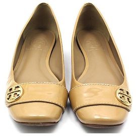 Tory Burch Sapatos flats em verniz marrom e dourado Marrom