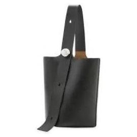 Loewe Grande bolsa bucket Pebble em couro de bezerro de grão macio Preto
