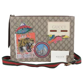 Gucci Borsa a tracolla GG Supreme Canvas con patch Courier Multicolore