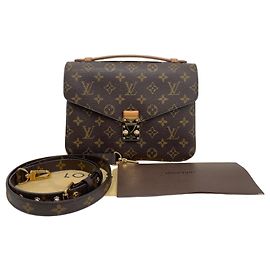Louis Vuitton Pochette Metis Crossbody Bag Multicolore