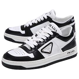 Prada Zapatillas de cuero Downtown Plata