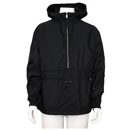 Prada Giacca con cappuccio in Re-Nylon da uomo Nero