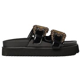 Versace Sandálias Arizona com fivela barroca Preto