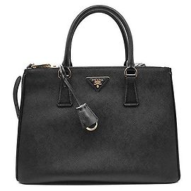 Prada Tote Grande e Borsa a Spalla Saffiano Lux Galleria Nero