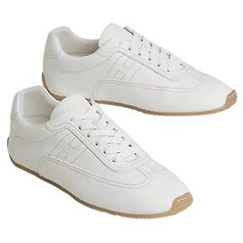 Hermès Sneaker für Damen mit schmaler Sohle in Blanc Silber