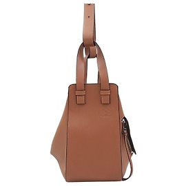 Loewe Piccola borsa Hammock in pelle di vitello classica Rosso