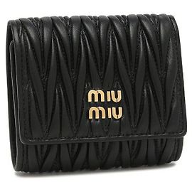Miu Miu Kleiner Matelassé-Nappa-Ledergeldbörse Schwarz
