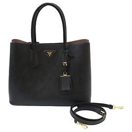 Prada Borsa a mano con tracolla Saffiano Triangle Logo Black Nero