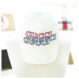 Gucci Boné de algodão branco com logotipos múltiplos Azul