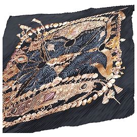 Hermès Sciarpa in seta plissettata Nero