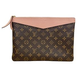 Louis Vuitton Clutch Monogram Daily Rosa