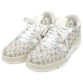 Louis Vuitton Sneakers Trainer LV Monogram Stripe Argento