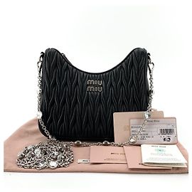 Miu Miu Bolsa Hobo de Nappa com Corrente e Cristais, Bolsa Transversal Multicor