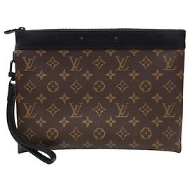 Louis Vuitton Clutch Monogram Pochette Tournage com alça Marrom