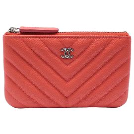 Chanel Pochette Classic Chevron Silver Coral Caviar - Non utilizzata Rosa