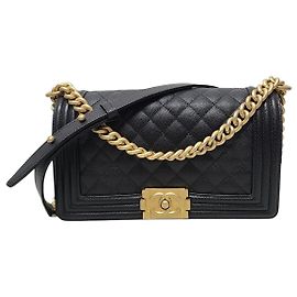 Chanel Black Caviar Gold Boy Bag Medium Chip Nero