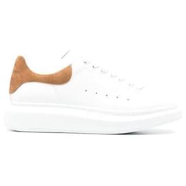 Alexander Mcqueen Baskets Oversized Marron