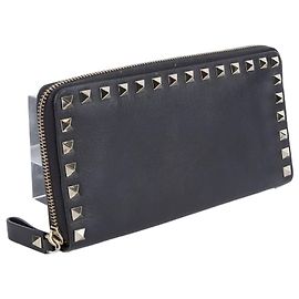 Valentino Portafoglio lungo con zip in pelle nera Rockstud Nero