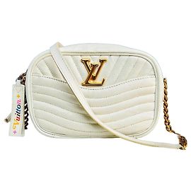 Louis Vuitton Borsa a tracolla New Wave Camera Bag Bianco