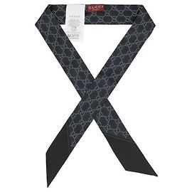 Gucci Schmaler Seidenschal mit GG-Print Schwarz