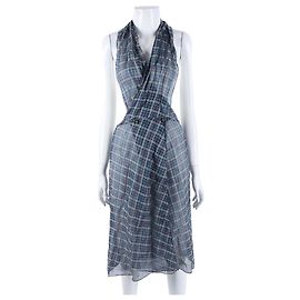 Vestido Chanel de cuello halter transparente Multicolor