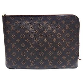 Louis Vuitton Etui Voyage Monogram MM Nero