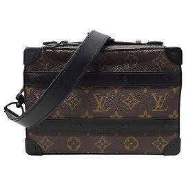 Louis Vuitton Bolsa Messenger Soft Trunk com Alça Monogram Marrom