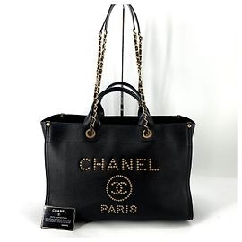 Chanel Sac cabas Deauville Caviar doré Noir